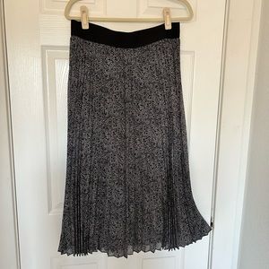 Alfani Pleated Midi Skirt, black & white patterned, minipleat, size M